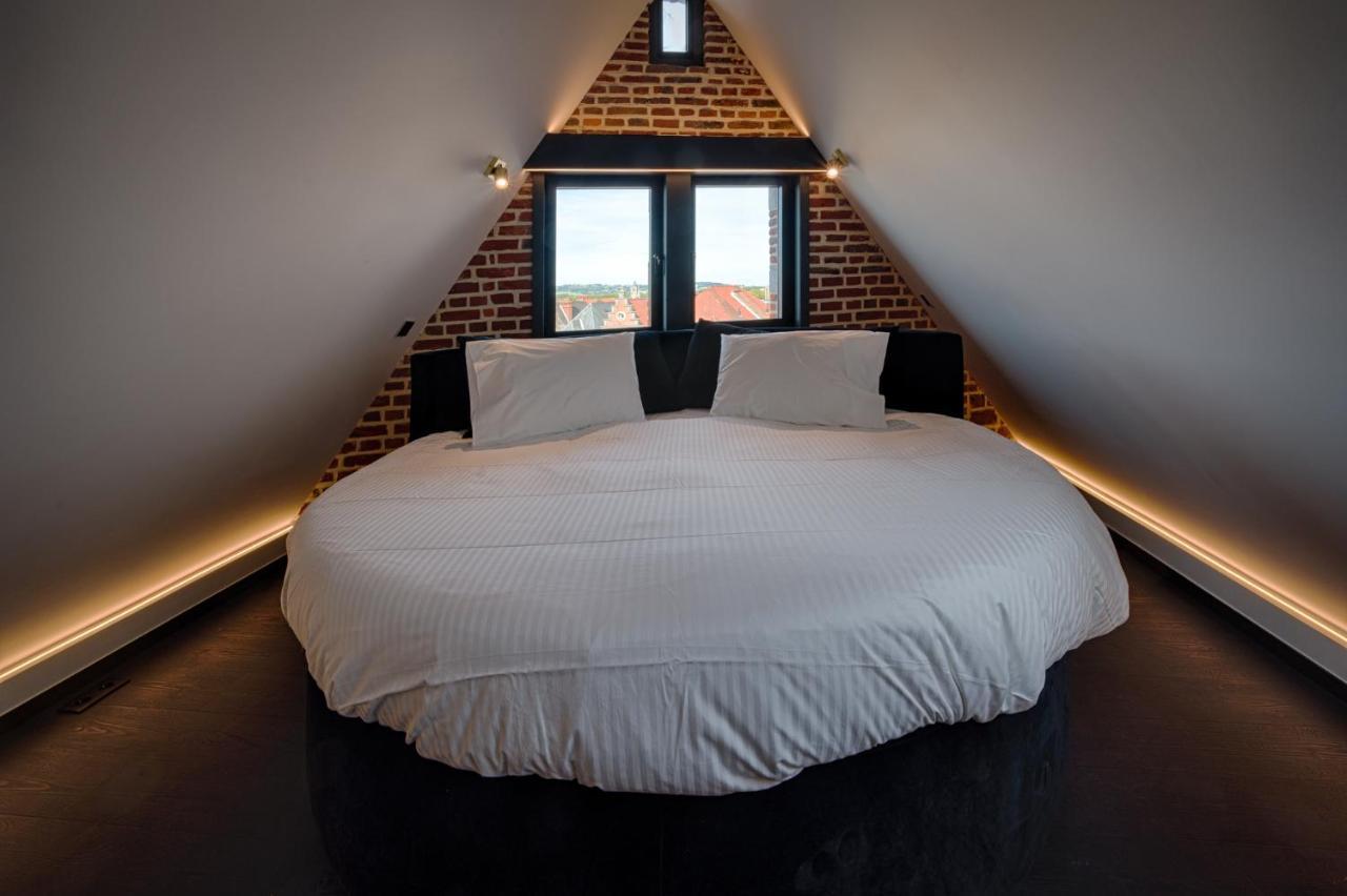 Agora Tournai Wellness Suites 3 Appartements Touristiques Sur La Grand-Place 외부 사진