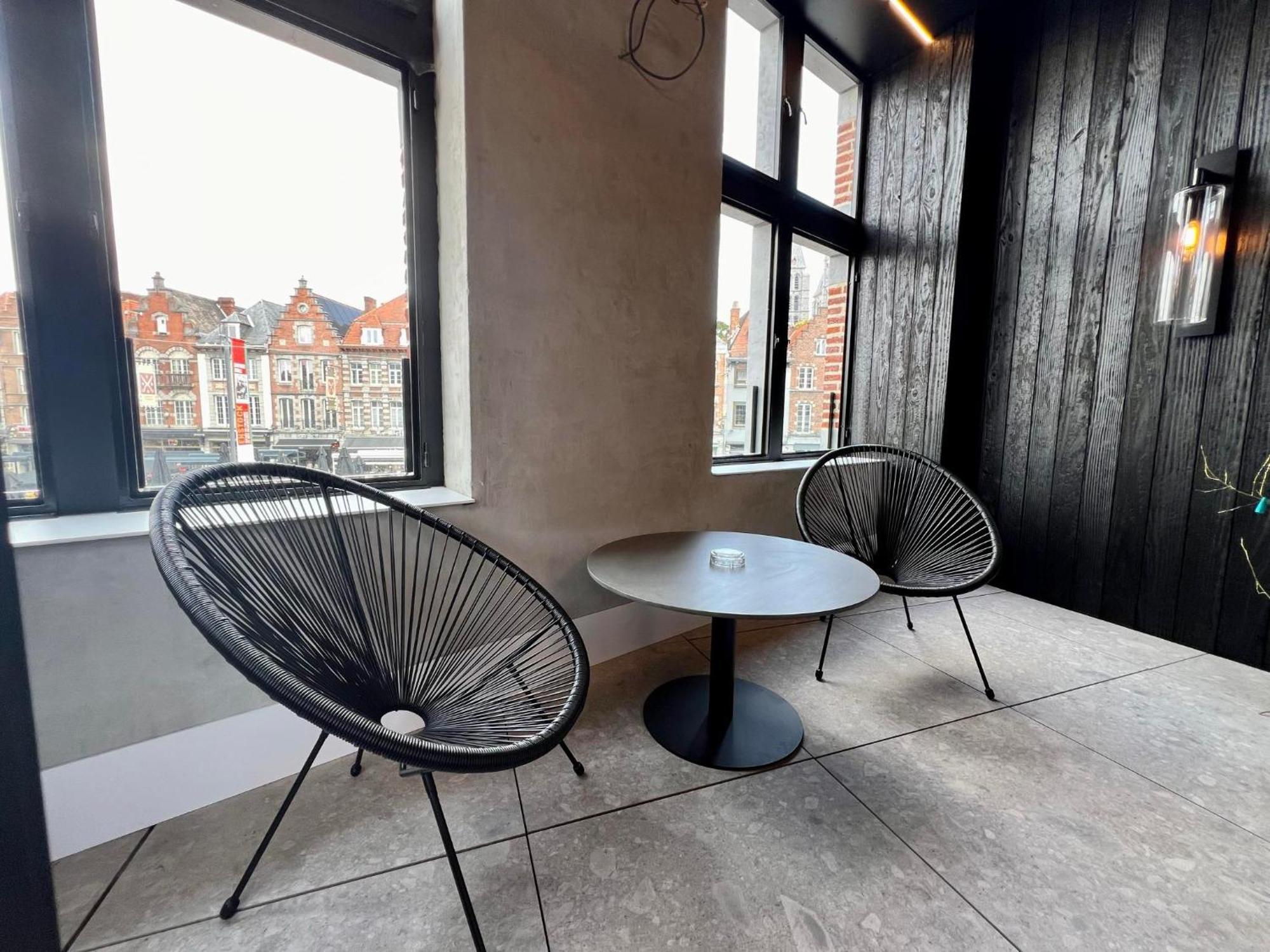 Agora Tournai Wellness Suites 3 Appartements Touristiques Sur La Grand-Place 외부 사진