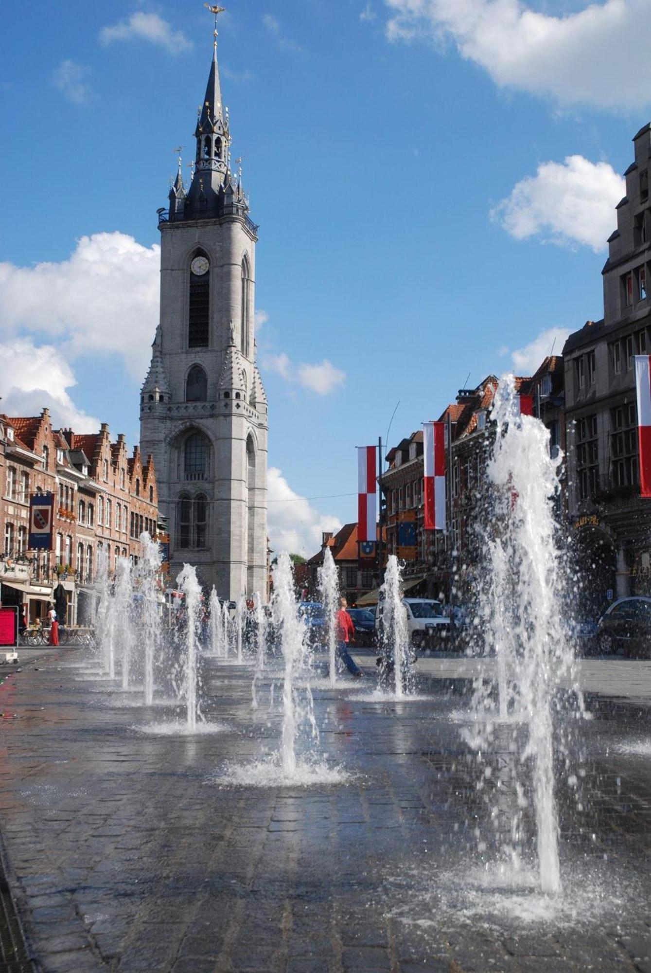 Agora Tournai Wellness Suites 3 Appartements Touristiques Sur La Grand-Place 외부 사진